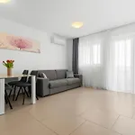 Apartamento Lotuspoolapart