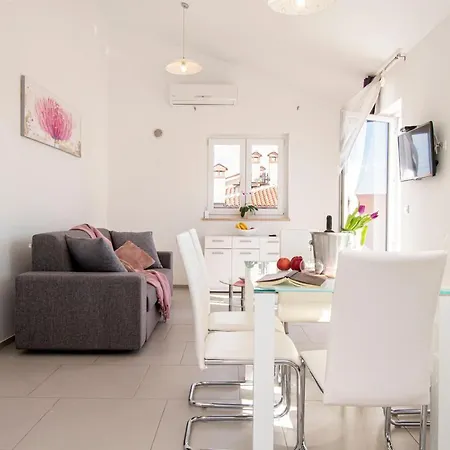 Lotuspoolapart Apartament *