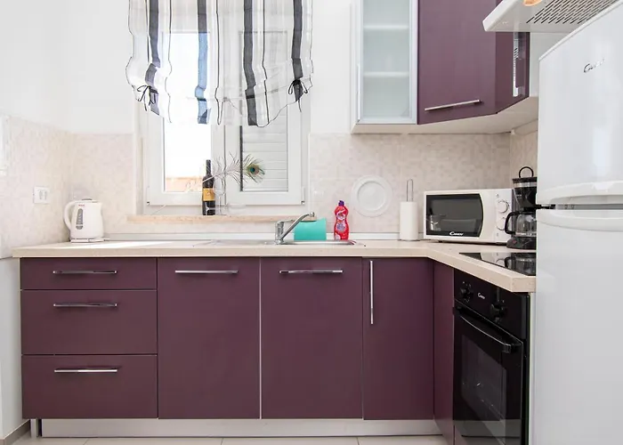 Lotuspoolapart Premantura